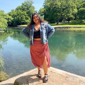 Meet your Posher, Julissa